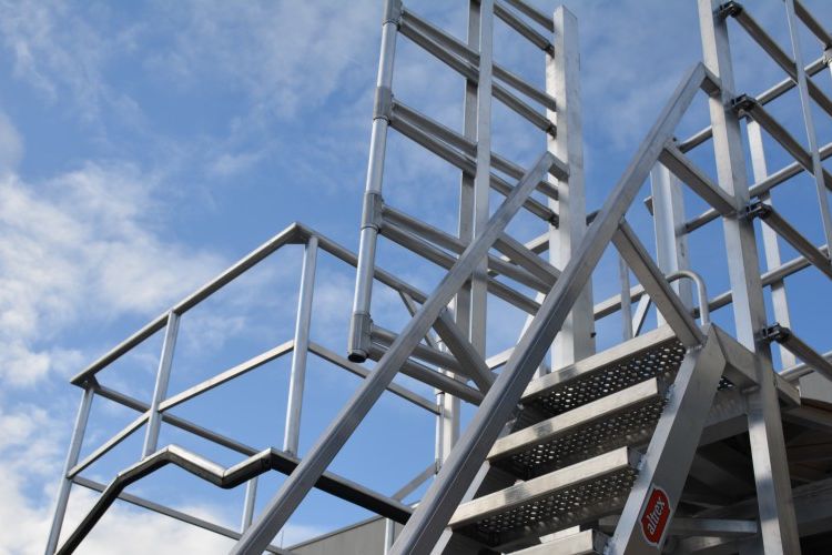 Container Stack Ladder References | Container ladder for tankers