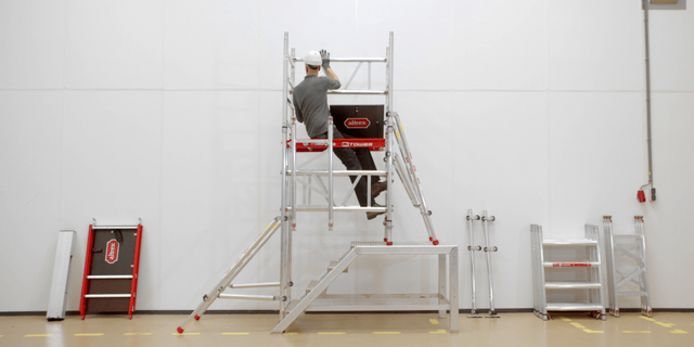 How to: Build up a MiTOWER Stairs | Altrex