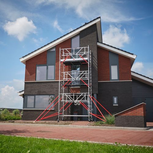 Stelling kopen? Veilig naar 14 meter werkhoogte